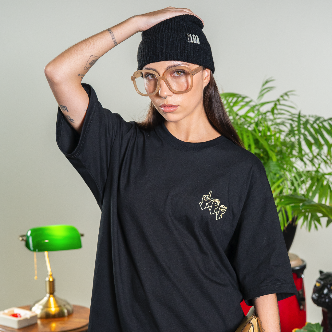 POLERA NEGRA - ESENCIALES